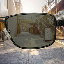 Load image into Gallery viewer, Men Fashion Sunglasses Polarized Square Metal Frame
